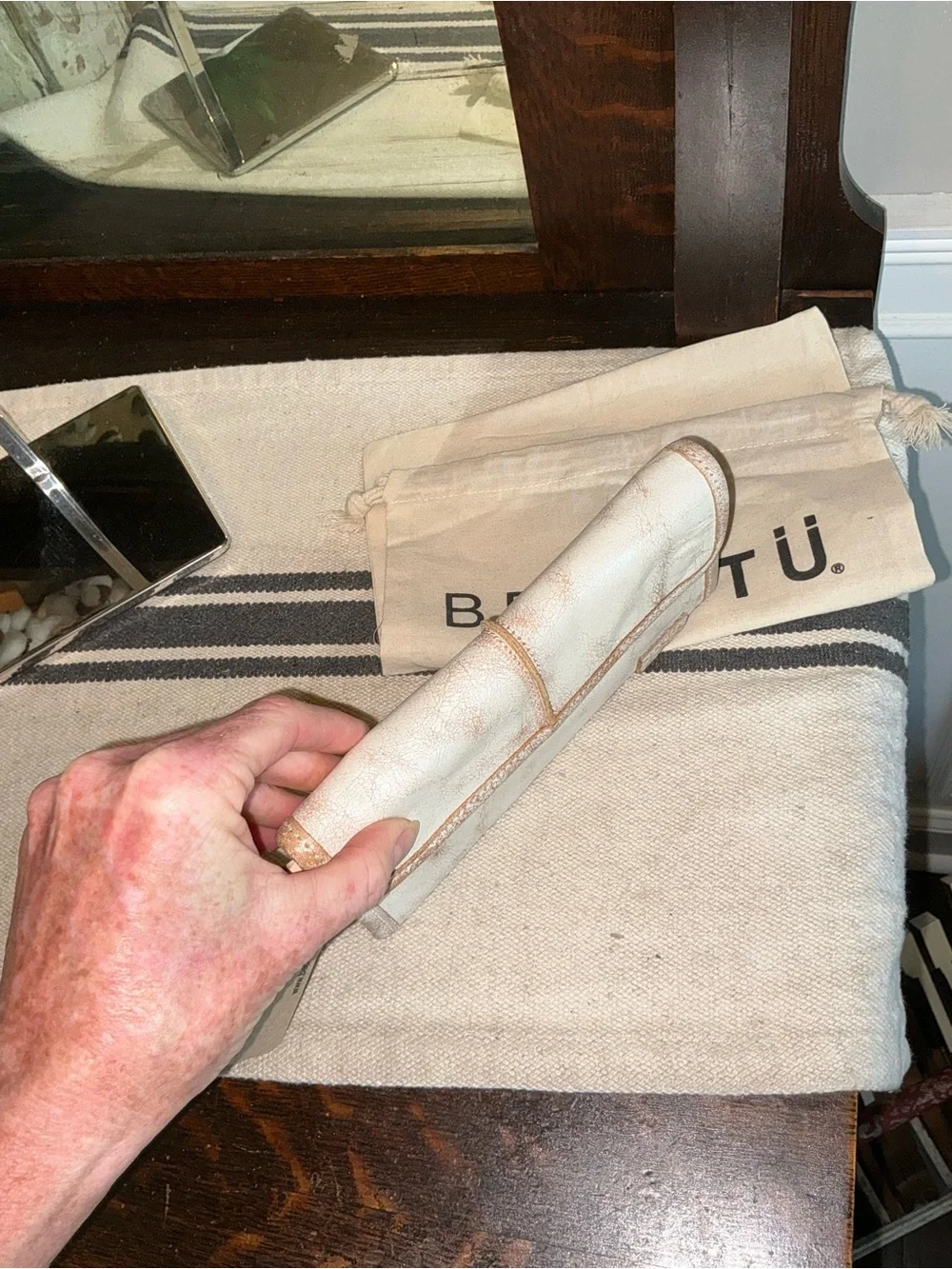 Bed Stu nwt bed